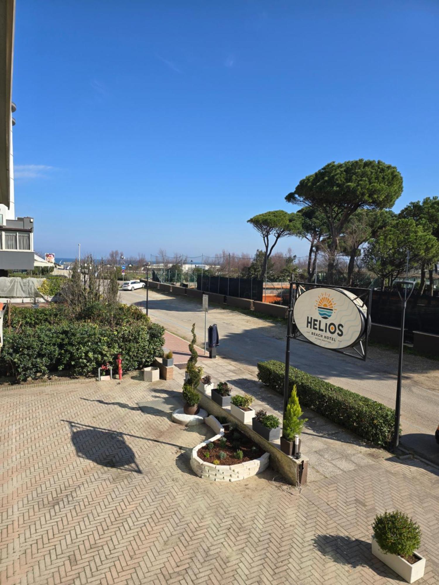 Hotel Helios Beach Milano Marittima Extérieur photo