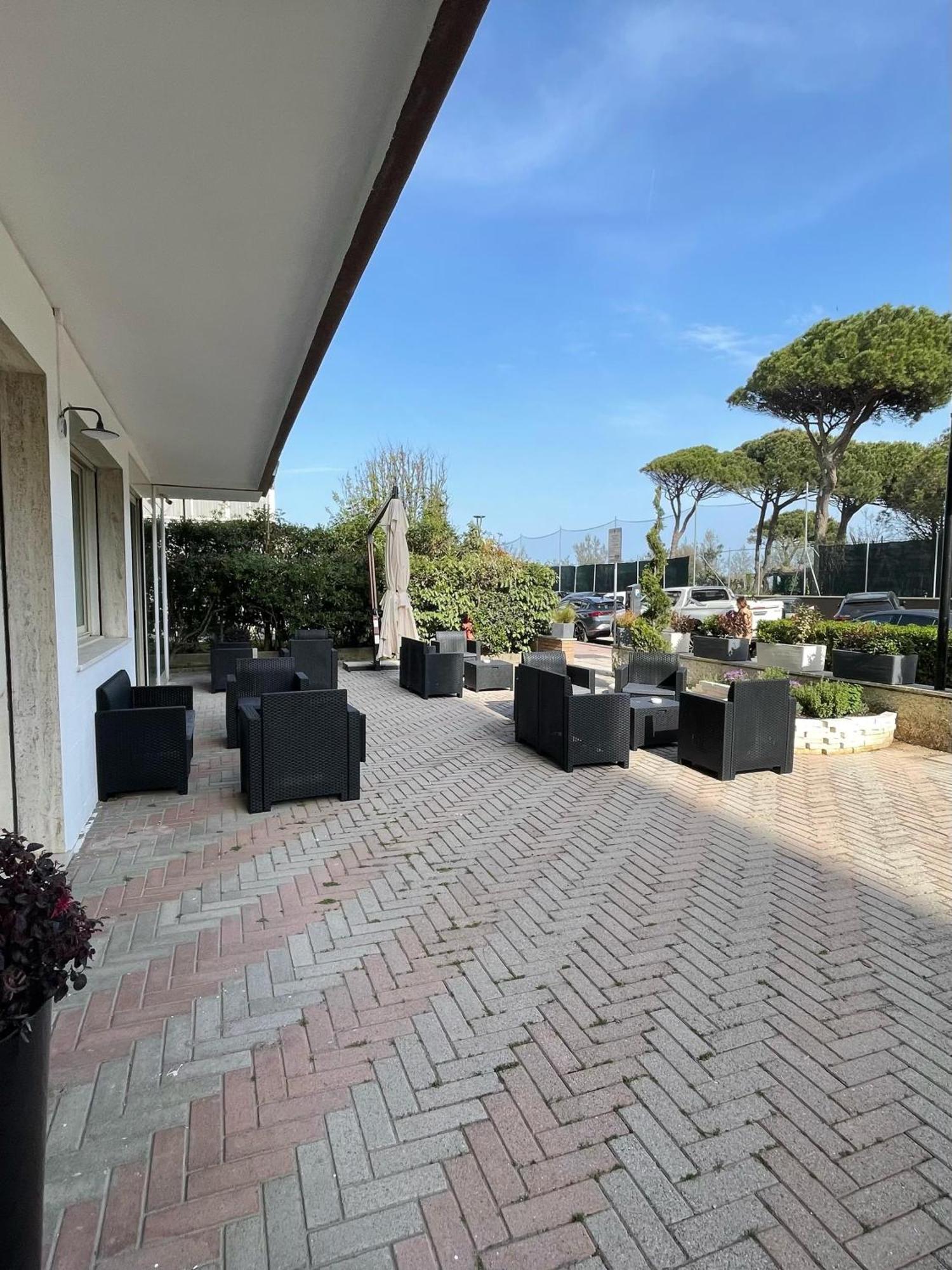 Hotel Helios Beach Milano Marittima Extérieur photo