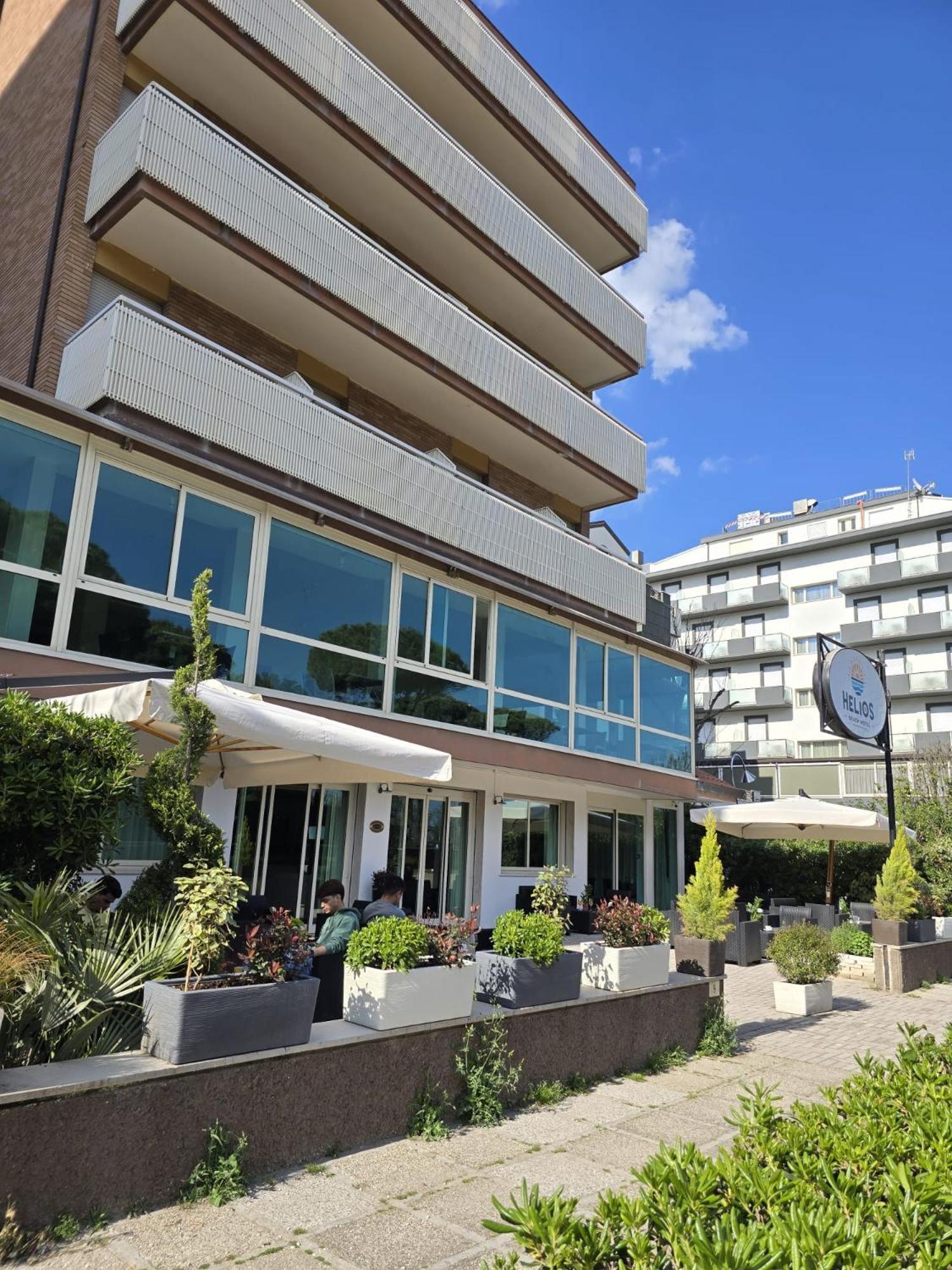 Hotel Helios Beach Milano Marittima Extérieur photo