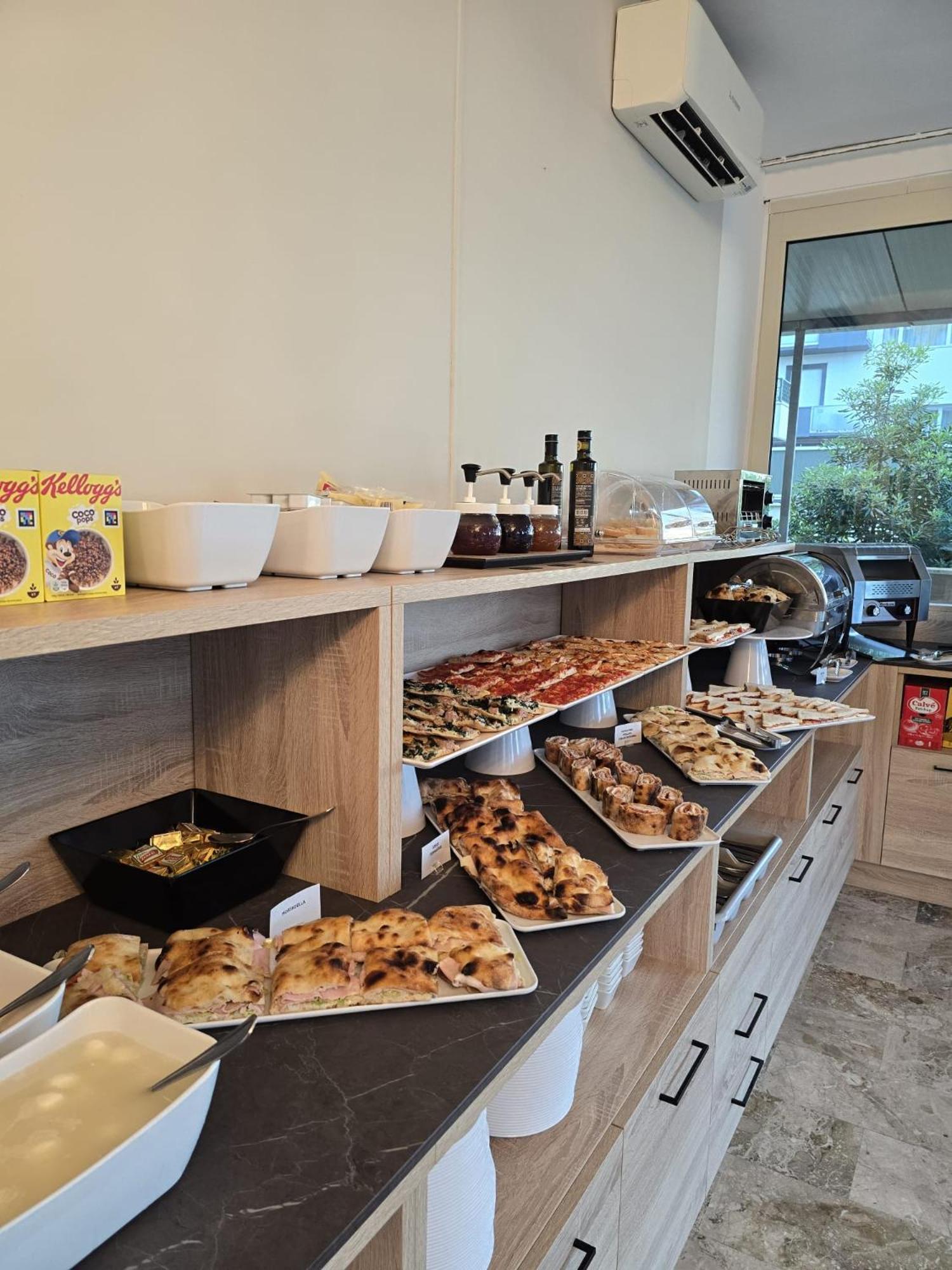 Hotel Helios Beach Milano Marittima Extérieur photo
