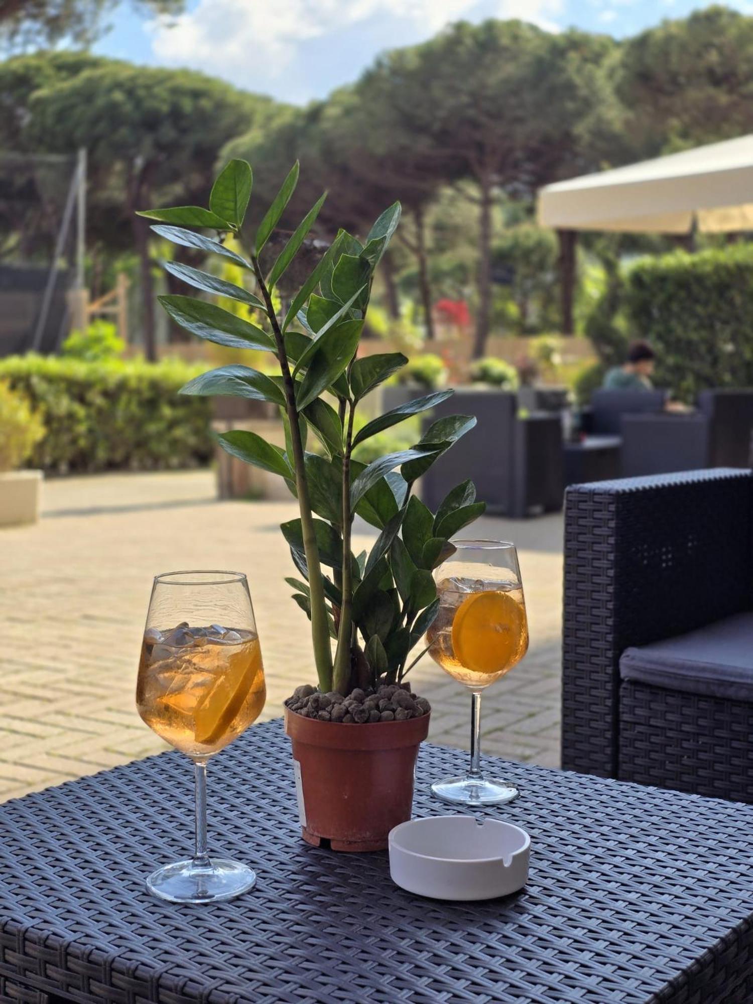 Hotel Helios Beach Milano Marittima Extérieur photo