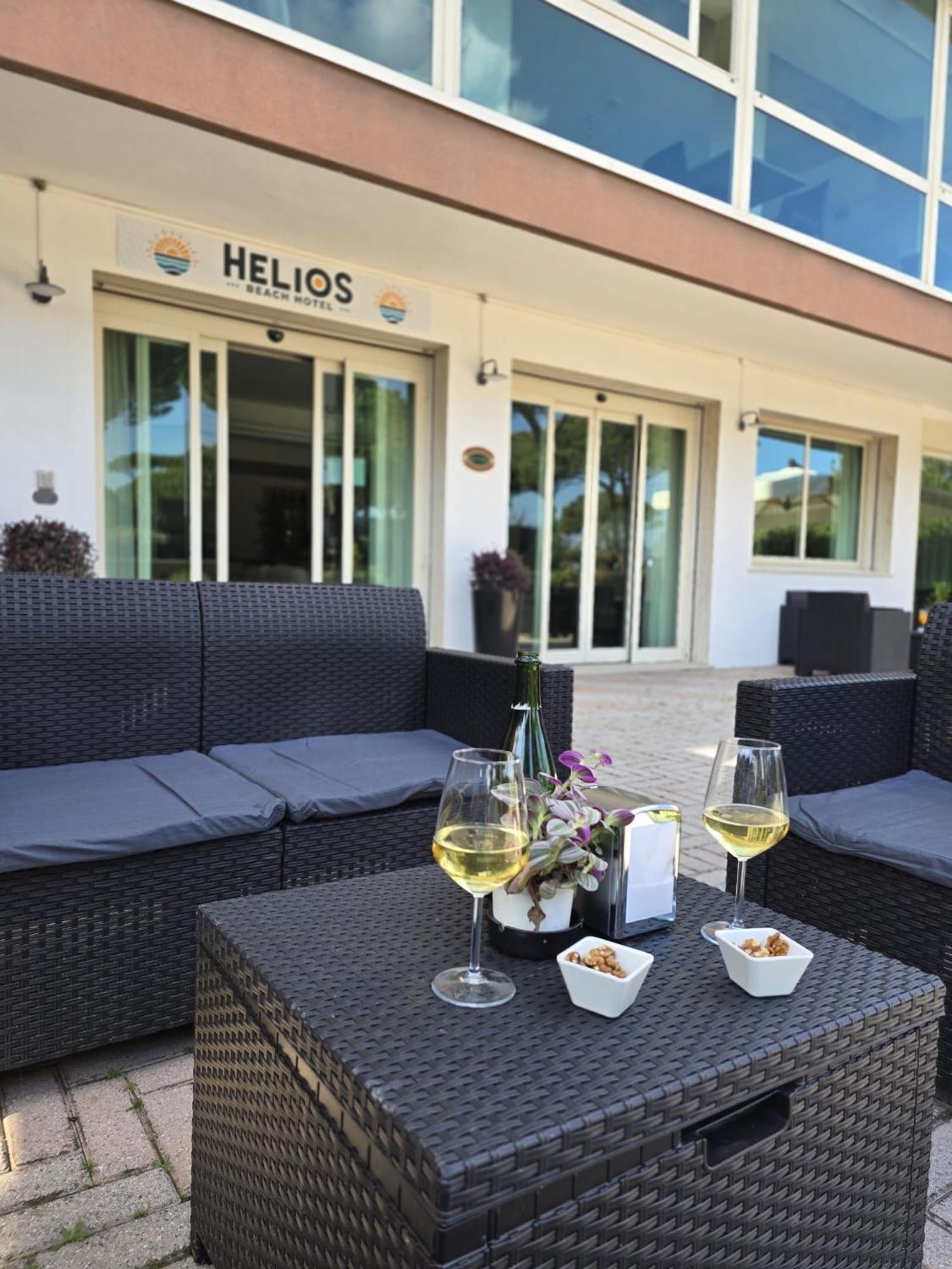 Hotel Helios Beach Milano Marittima Extérieur photo