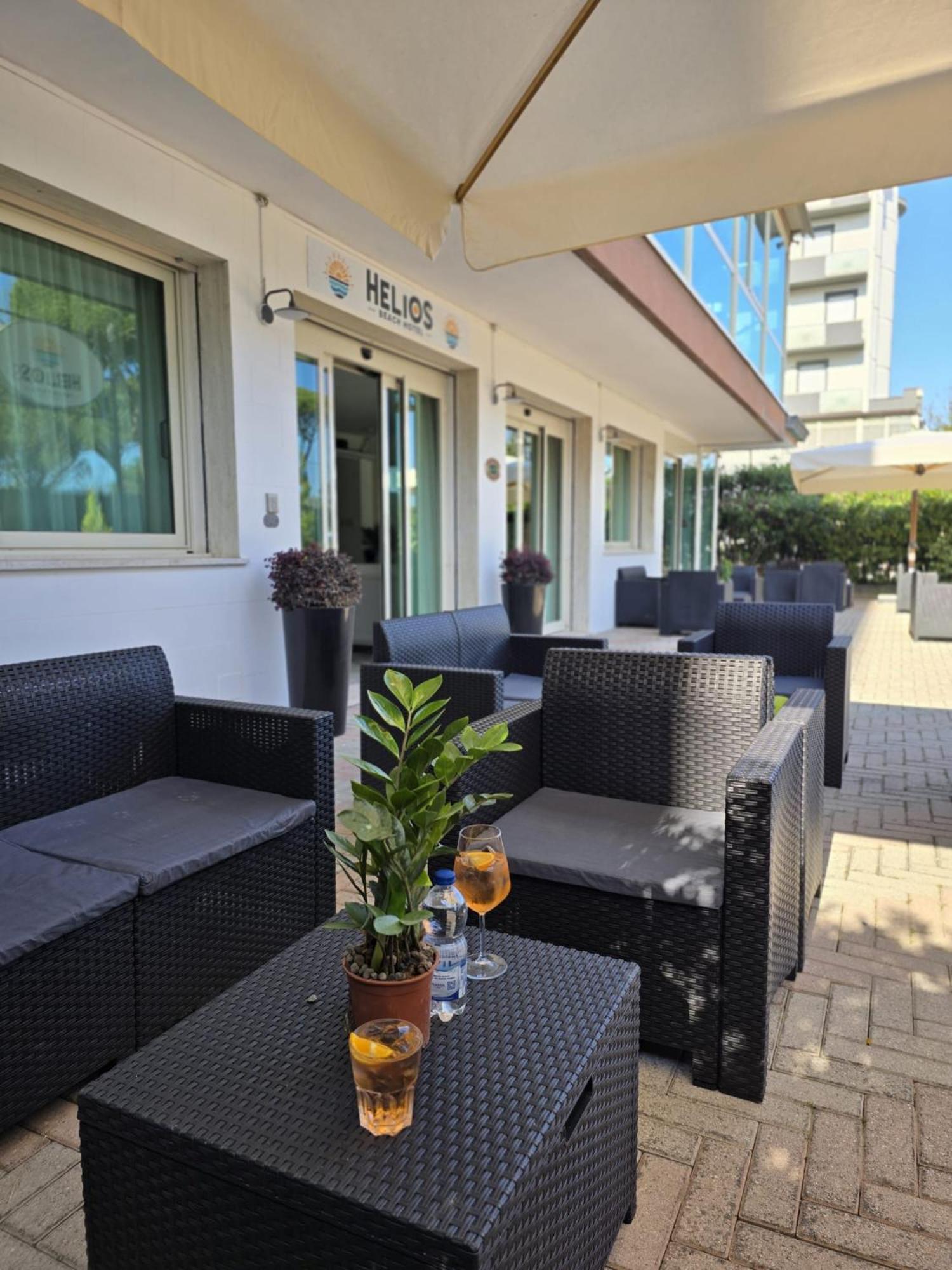 Hotel Helios Beach Milano Marittima Extérieur photo