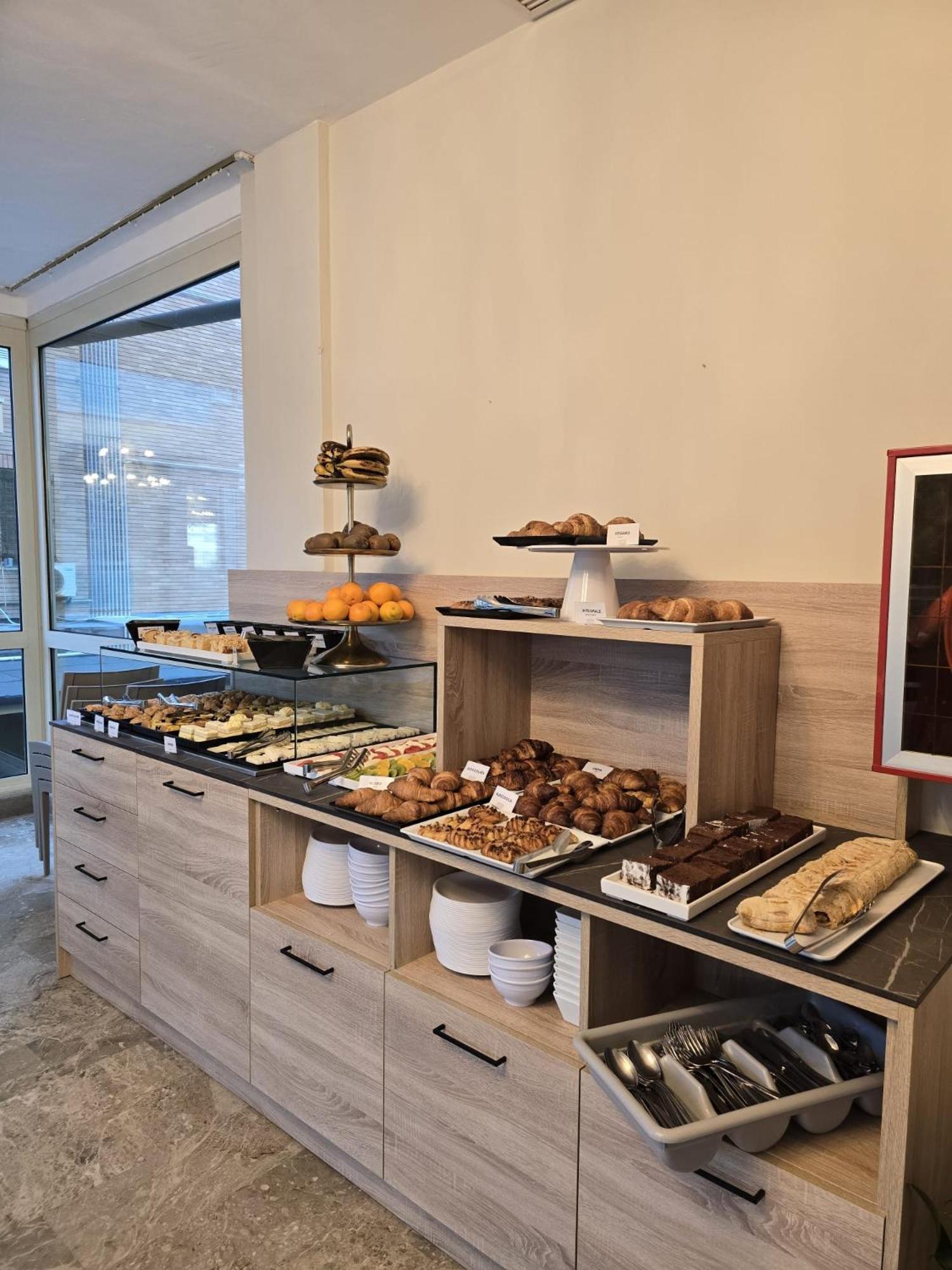 Hotel Helios Beach Milano Marittima Extérieur photo