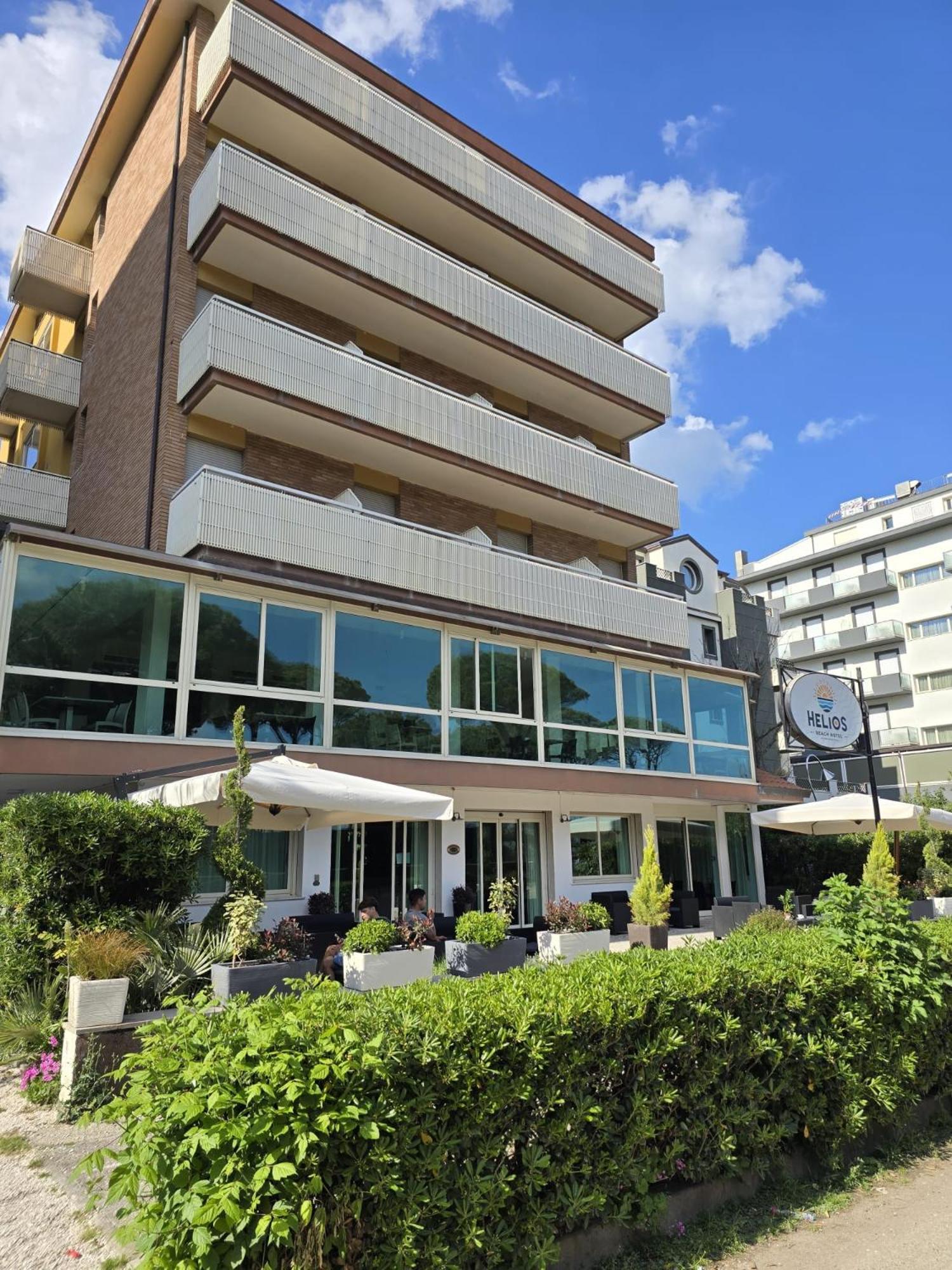 Hotel Helios Beach Milano Marittima Extérieur photo