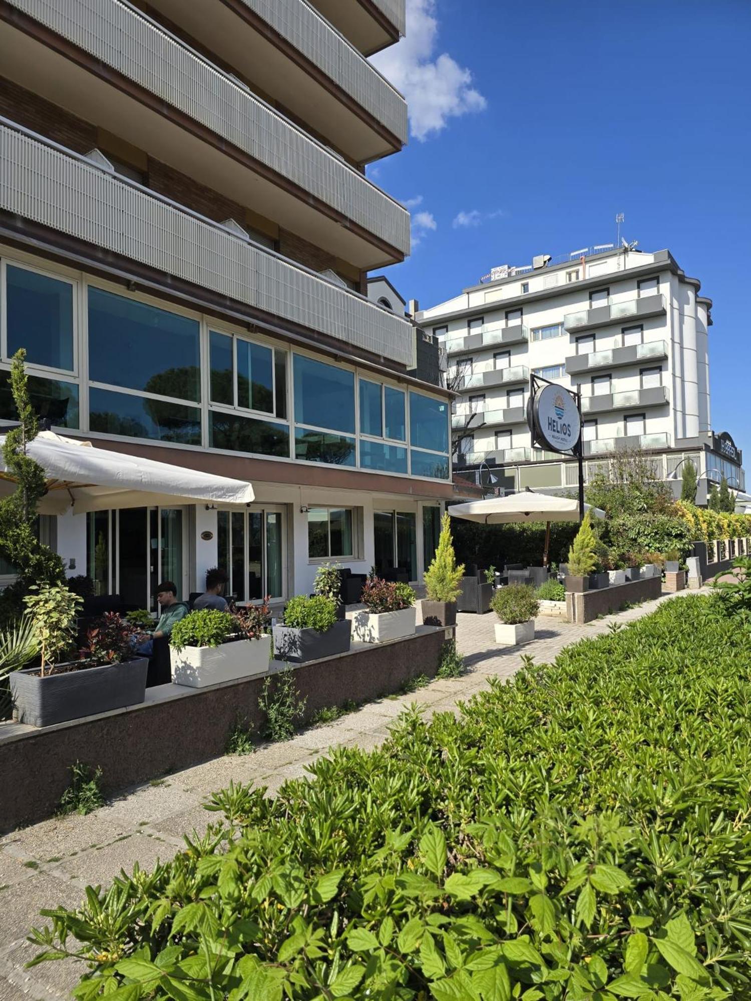 Hotel Helios Beach Milano Marittima Extérieur photo