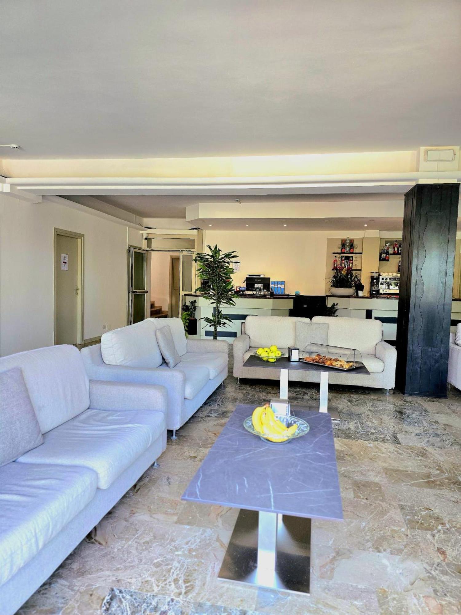 Hotel Helios Beach Milano Marittima Extérieur photo